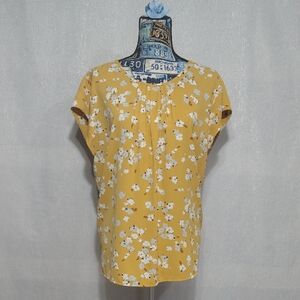 Chic Floral Yellow Blouse